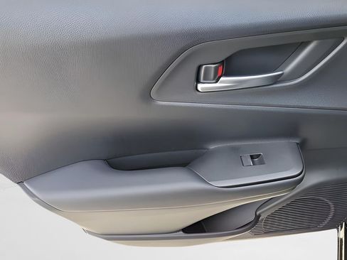 New 2026 Toyota Prius Plug-In Hybrid FWD image 27