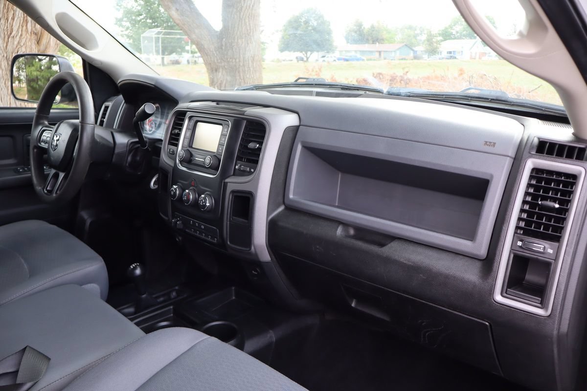 Used 2018 RAM 2500 Tradesman w/ Chrome Appearance Group AWD/4WD image 17