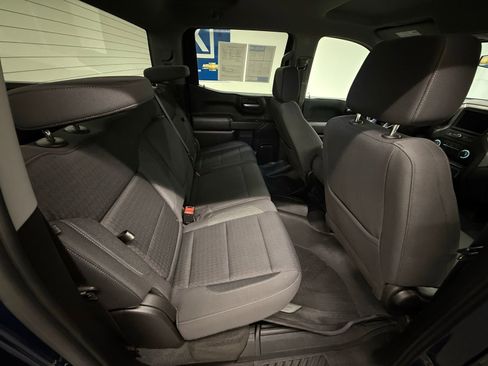 Used 2023 Chevrolet Silverado 1500 Custom image 6