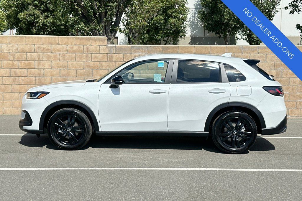 Certified 2027 Honda HR-V Sport image 7