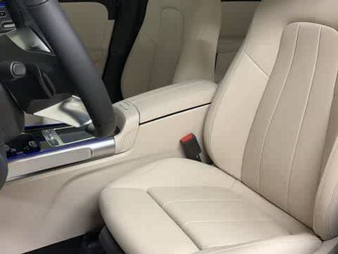 Certified 2026 Mercedes-Benz GLB 250 4MATIC image 28