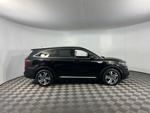 Used 2023 Kia Sorento SX Prestige image 5