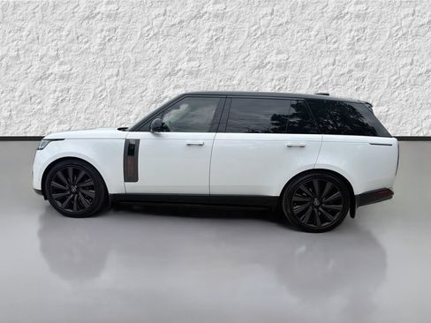 Used 2023 Land Rover Range Rover SV AWD/4WD image 6