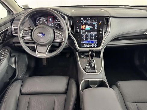 Used 2023 Subaru Outback Limited image 5