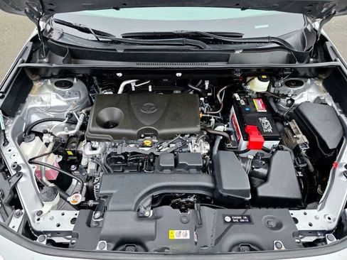 Used 2025 Toyota RAV4 XLE image 36