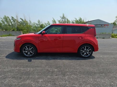Used 2022 Kia Soul Turbo image 2