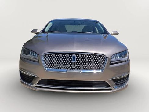 Used 2018 Lincoln MKZ Reserve FWD image 8