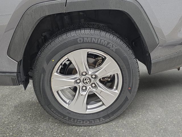 Certified 2025 Toyota RAV4 XLE FWD image 29