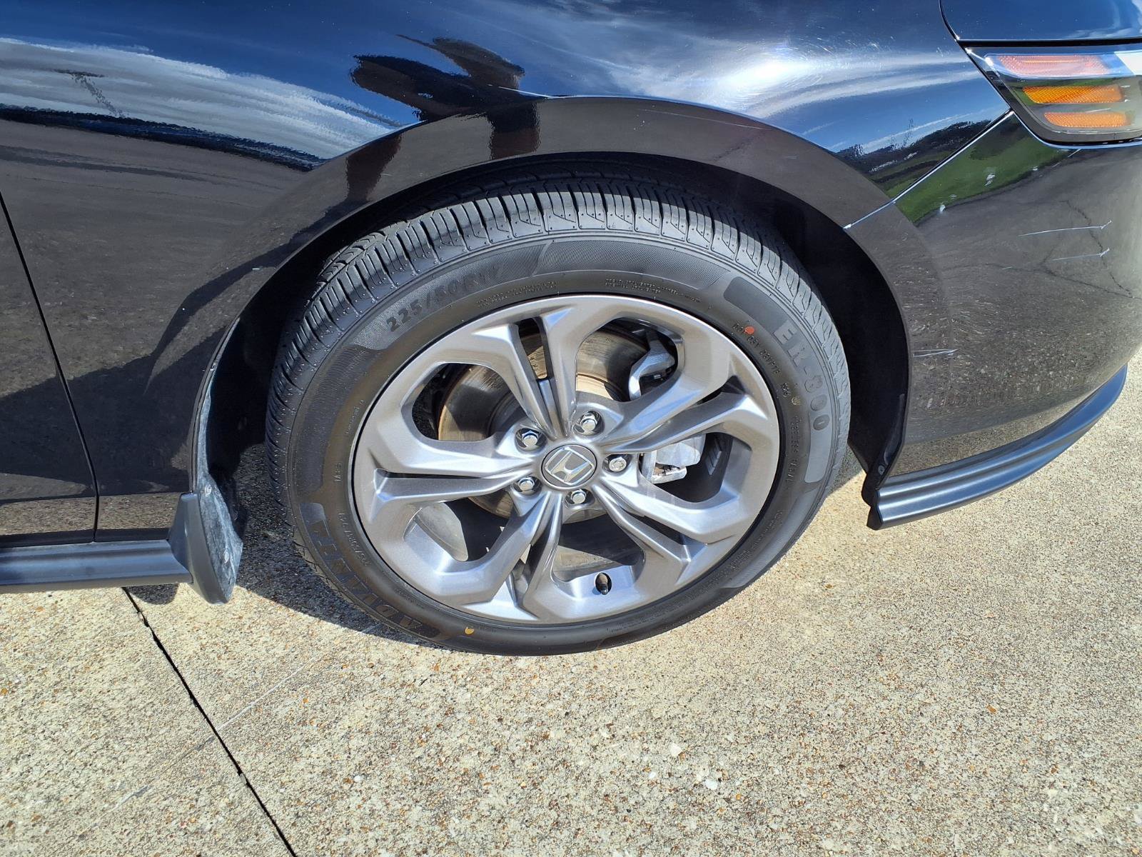 Certified 2023 Honda Accord EX image 10