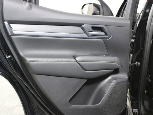 Used 2025 GMC Terrain Elevation image 32