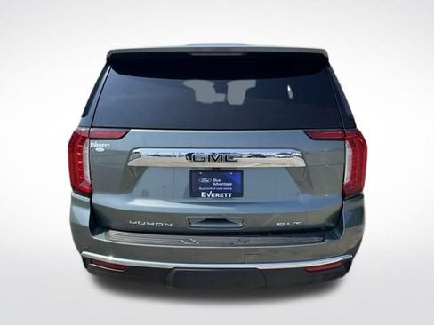 Used 2024 GMC Yukon SLT w/ SLT Luxury Package AWD/4WD image 8