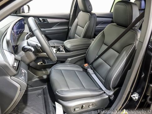 New 2026 Buick Enclave Preferred w/ LPO, Floor Liner Package image 8