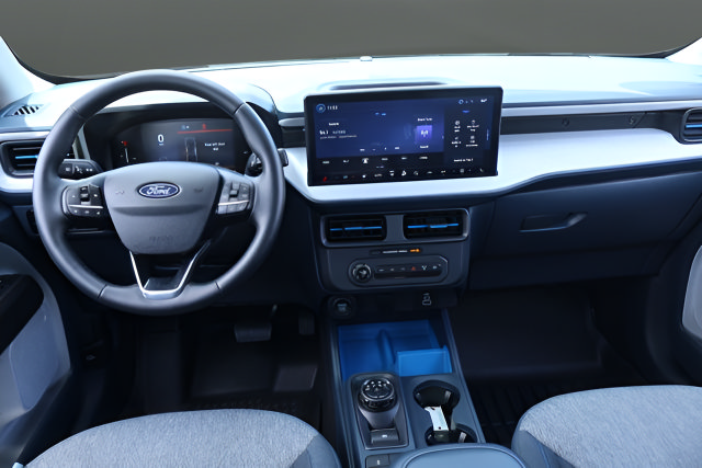 Used 2025 Ford Maverick XLT w/ XLT Luxury Package AWD/4WD image 16