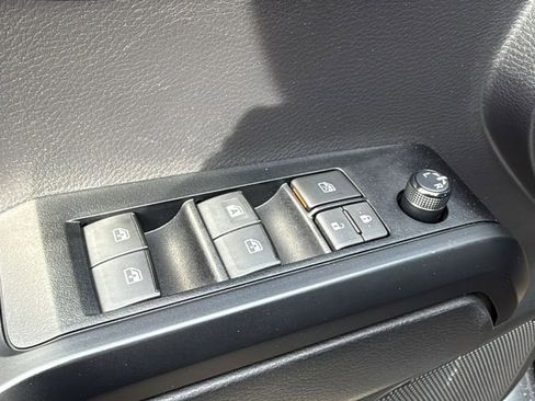 Certified 2023 Toyota Tacoma SR image 10