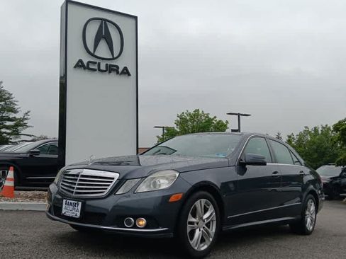 Used 2010 Mercedes-Benz E 350 4MATIC Sedan image 1