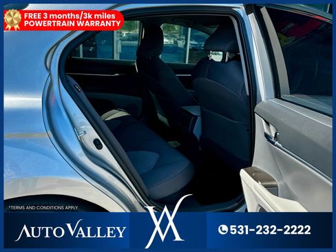 Used 2021 Toyota Camry LE image 24