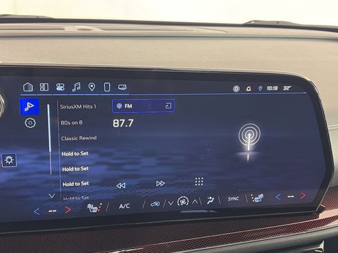 Certified 2024 Chevrolet Traverse Z71 image 22