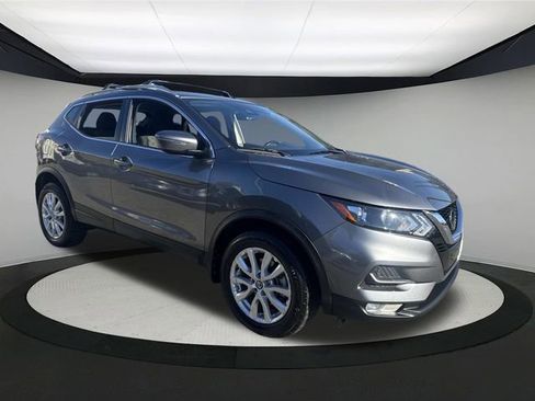 Used 2020 Nissan Rogue Sport SV w/ All-Weather Package image 3