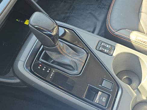 Certified 2025 Subaru Crosstrek 2.5i Limited image 14