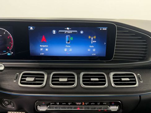 Used 2025 Mercedes-Benz GLS 450 GLS 450 image 17