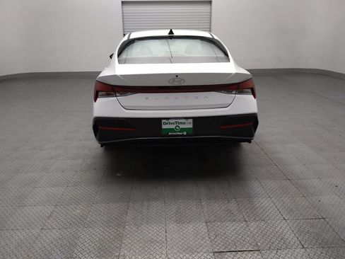 Used 2024 Hyundai Elantra SEL FWD image 6