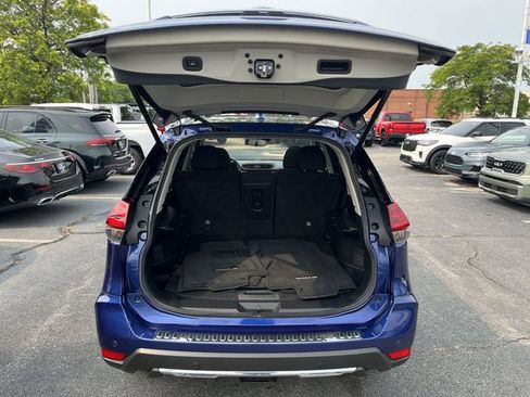 Used 2020 Nissan Rogue SV w/ Sun & Sound Touring Package AWD/4WD image 23