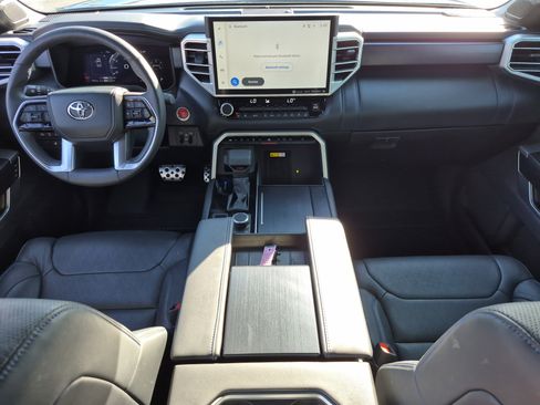 Used 2024 Toyota Tundra Platinum image 18