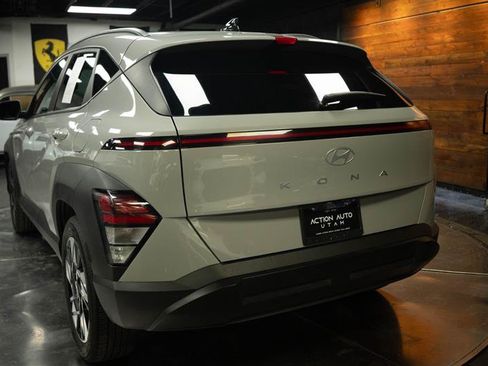 Used 2025 Hyundai Kona SEL FWD image 6