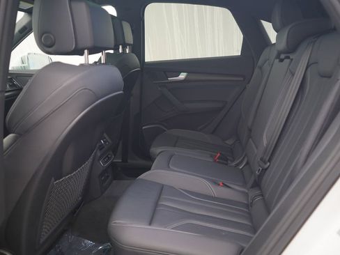 Used 2023 Audi Q5 2.0T Premium Plus w/ Premium Plus Package image 7