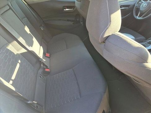 Used 2021 Toyota Corolla SE FWD image 18