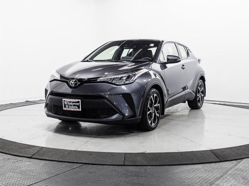 Certified 2020 Toyota C-HR XLE image 3