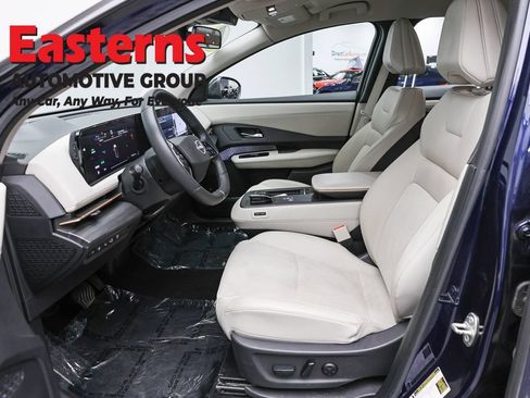 Used 2023 Nissan Ariya FWD image 13