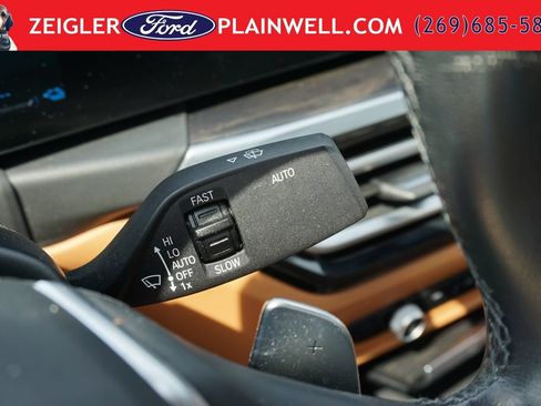 Used 2023 BMW 330e xDrive w/ Driving Assistance Package AWD/4WD image 29