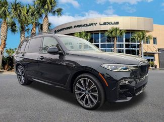 Used 2021 BMW X7 M50i video 2