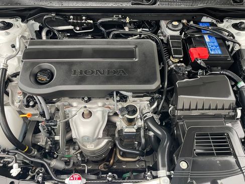 Certified 2025 Honda Civic Sport image 32