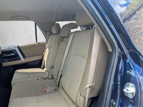 Used 2016 Toyota 4Runner SR5 AWD/4WD image 9