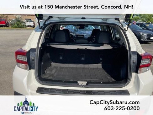 Used 2022 Subaru Crosstrek 2.5i Limited w/ Moonroof Package 2 AWD/4WD image 9