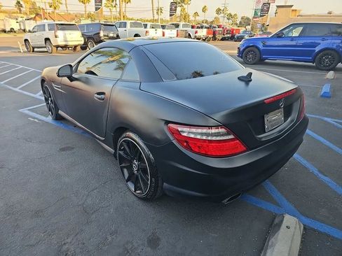 Used 2014 Mercedes-Benz SLK 250 w/ Premium Package image 5