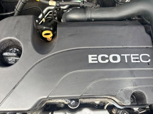 Used 2019 GMC Terrain SLE w/ Driver Convenience Package image 29