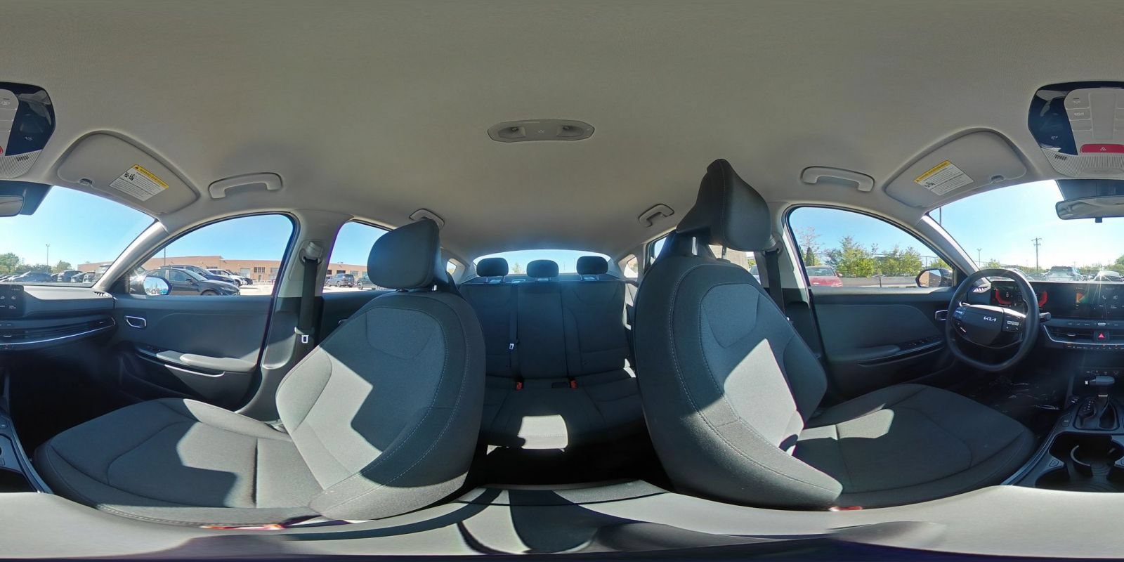 Used 2025 Kia K4 FWD image 40