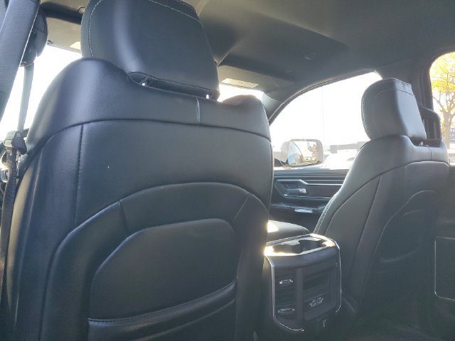 Used 2023 RAM 1500 Laramie AWD/4WD image 9