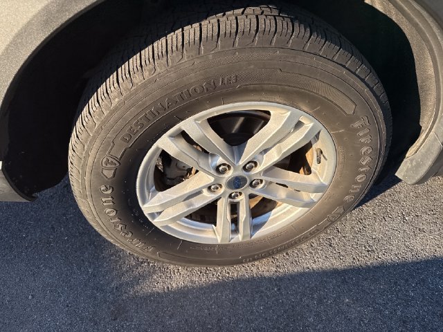 Used 2021 Ford Explorer XLT AWD/4WD image 14