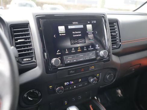 Used 2024 Nissan Frontier PRO-4X w/ Technology Package image 22