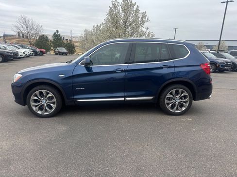 Used 2017 BMW X3 xDrive28i image 4