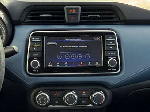 Used 2025 Nissan Versa SV FWD image 17