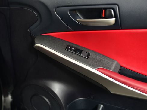 Used 2019 Lexus IS 300 AWD image 22