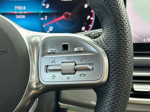 Used 2022 Mercedes-Benz GLS 450 4MATIC image 30