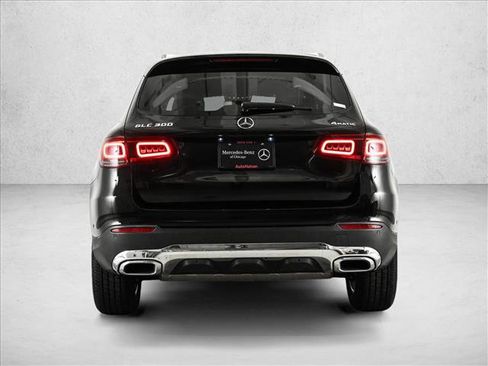 Used 2022 Mercedes-Benz GLC 300 4MATIC image 7