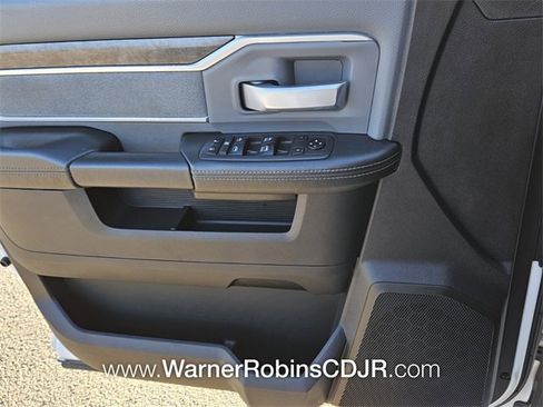 Used 2021 RAM 2500 Big Horn image 31