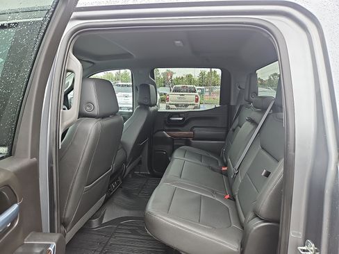Certified 2021 GMC Sierra 1500 SLT w/ X31 Off-Road Package AWD/4WD image 11